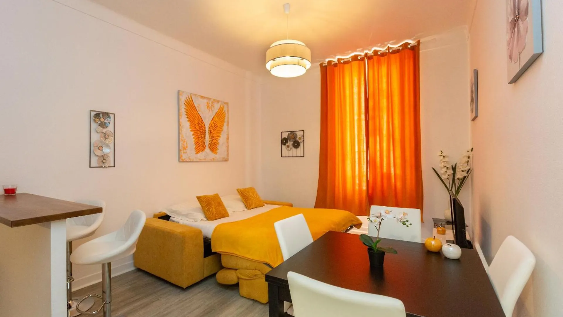 Apartment Elegant 2 Rooms In The Heart Of Cannes